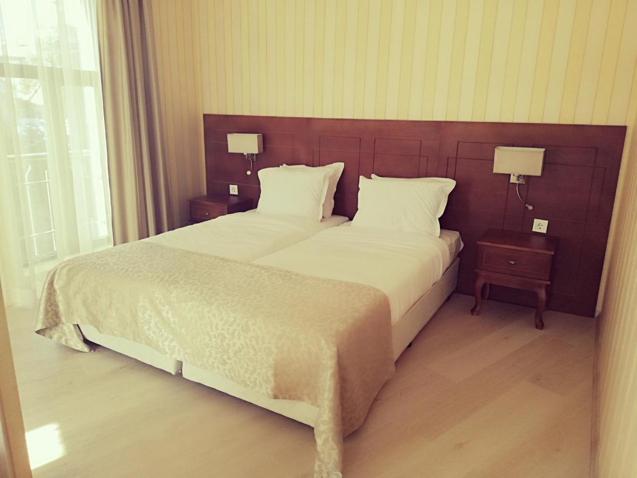 Hotel Plaza بورغاس المظهر الخارجي الصورة