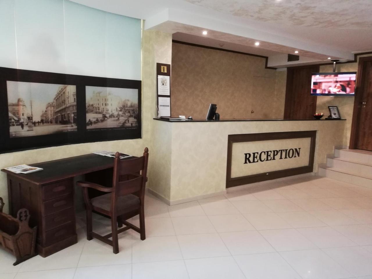 Hotel Plaza بورغاس المظهر الخارجي الصورة